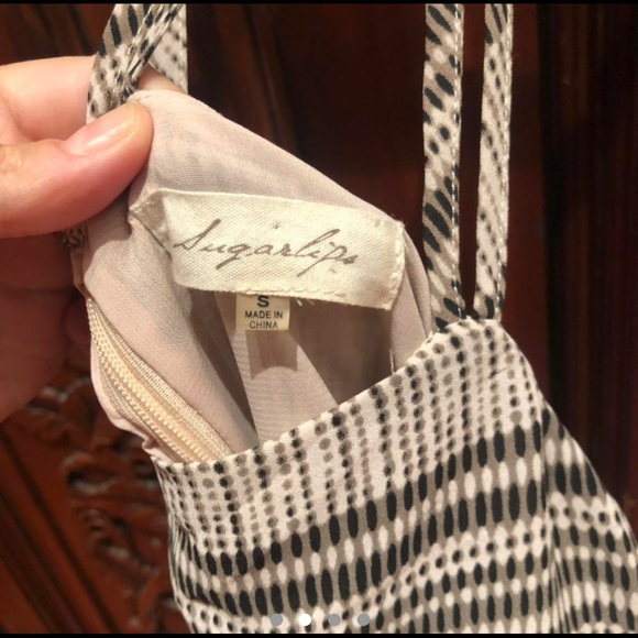 Striped Racerback Romper - Picture 4 of 4